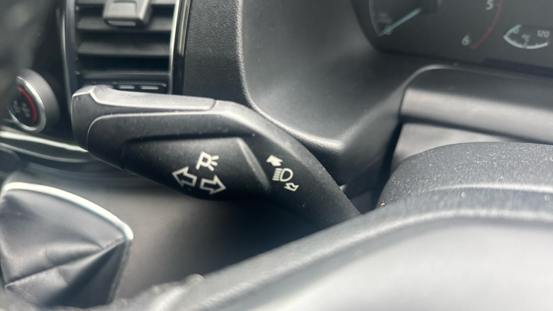 Ford Transit Custom 280 L1 Diesel Fwd 2.0 EcoBlue 130ps Low Roof Limited Van